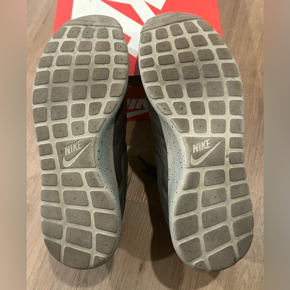 Men’s Nike Roshe Tiempo VI Dark Grey / Wolf Grey Sz 10 - Picture 8 of 9